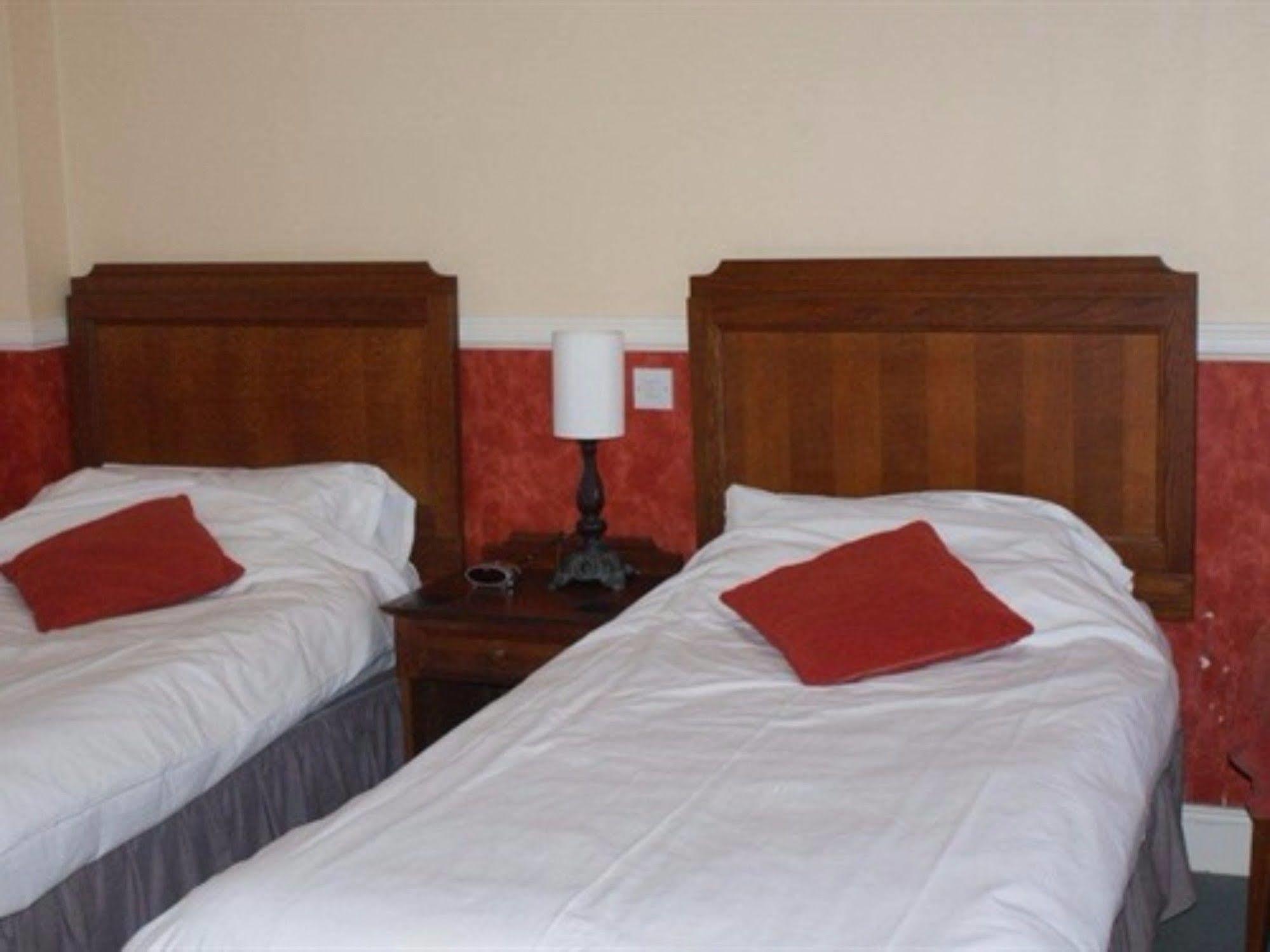 The Three Kings - Inn Bury St. Edmunds Zewnętrze zdjęcie